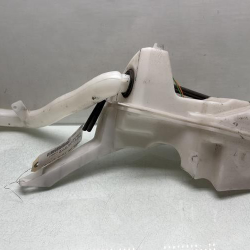 Vase de lave glace RENAULT CLIO 4 Photo n°2