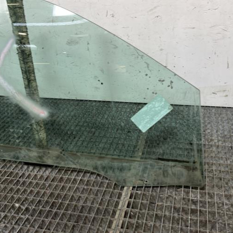 Vitre avant droit RENAULT MEGANE 2 Photo n°2