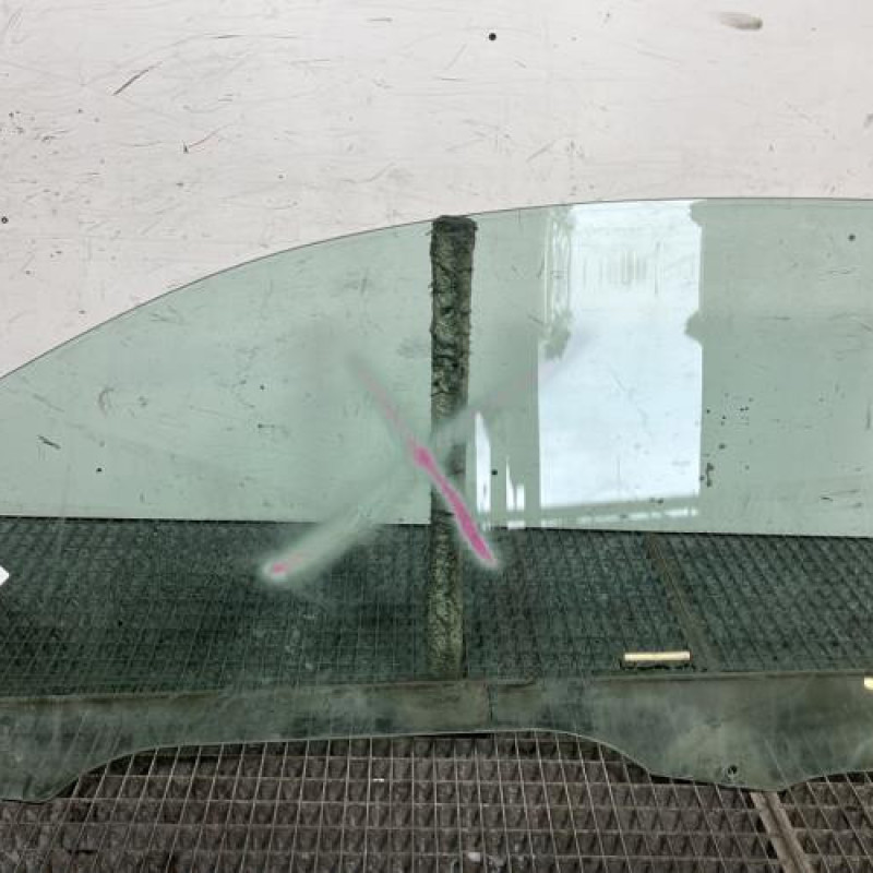 Vitre avant droit RENAULT MEGANE 2 Photo n°4