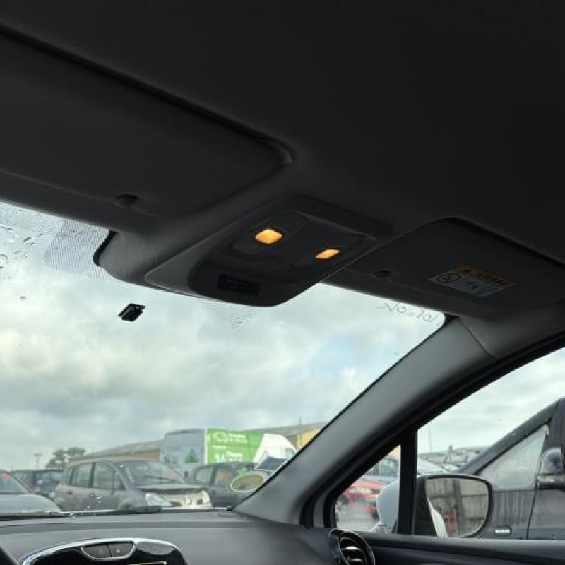 Attache ceinture arriere gauche RENAULT CLIO 4 Photo n°20