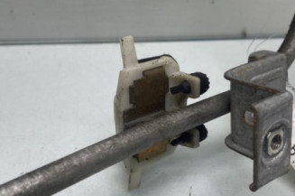 Leve vitre mecanique avant gauche RENAULT CLIO 1