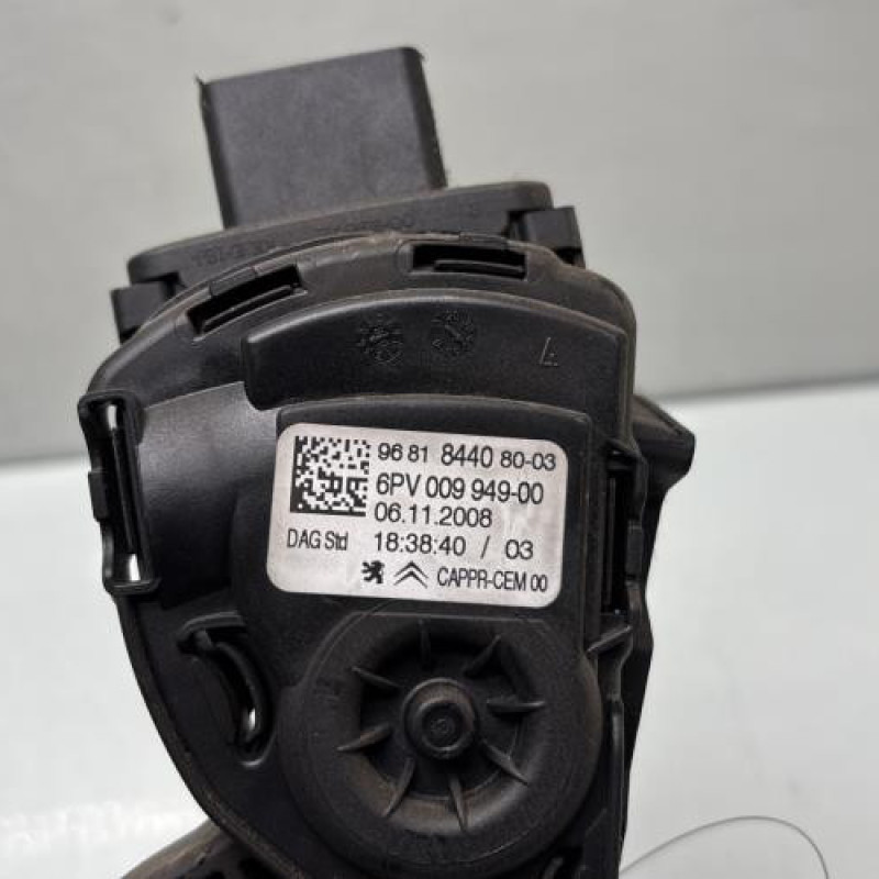 Pedale d'accelerateur PEUGEOT 207 Photo n°2