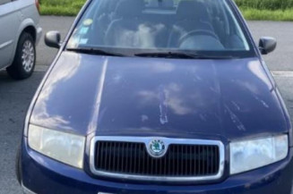 Optique avant principal droit (feux)(phare) SKODA FABIA 1