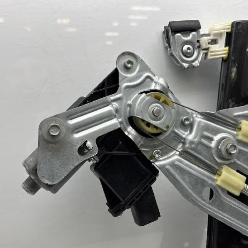 Leve vitre electrique avant droit OPEL MERIVA B Photo n°4