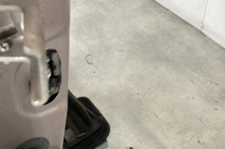 Porte avant droit PEUGEOT 208 1