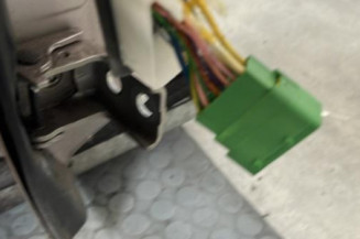 Porte avant droit PEUGEOT 208 1