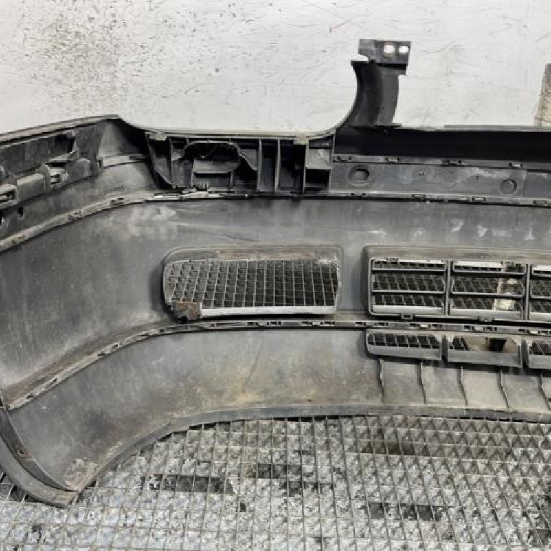 Pare choc avant VOLKSWAGEN GOLF 4 Photo n°6