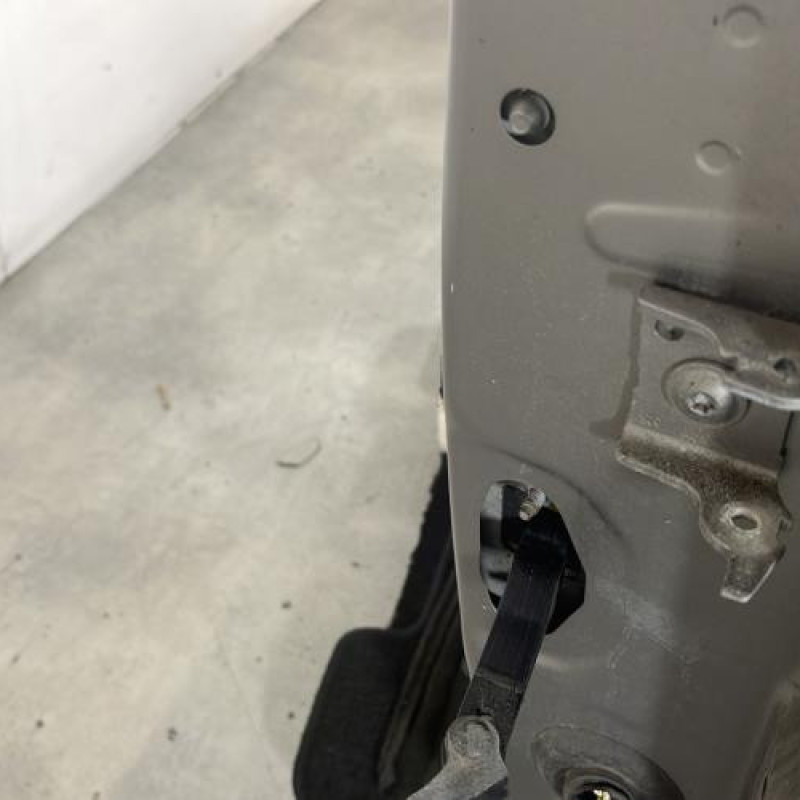 Porte avant gauche PEUGEOT 208 1 Photo n°4