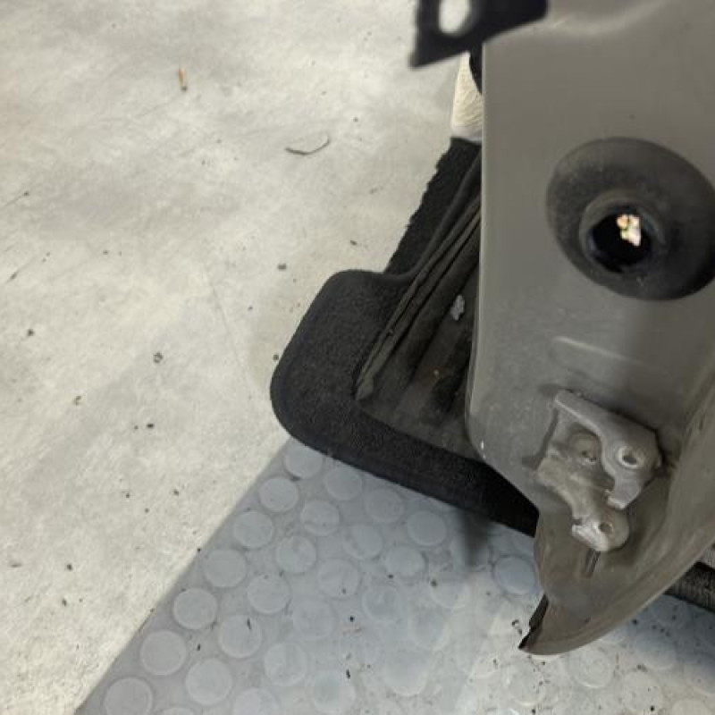 Porte avant gauche PEUGEOT 208 1 Photo n°5