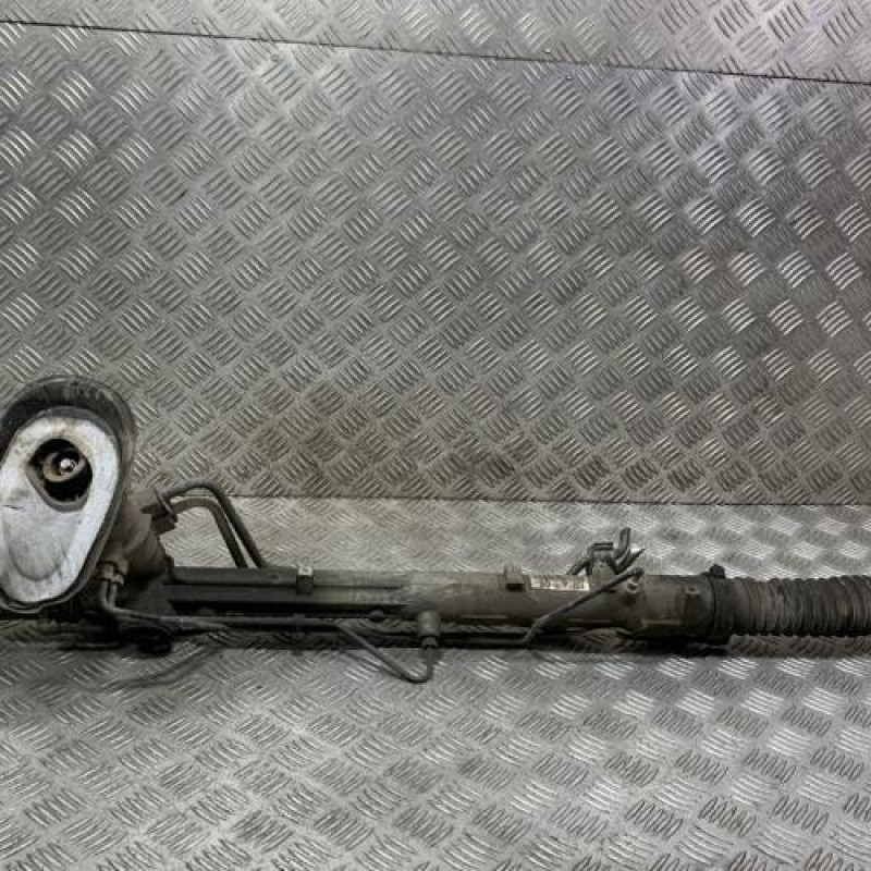 Cremaillere assistee FORD FOCUS 2 Photo n°1