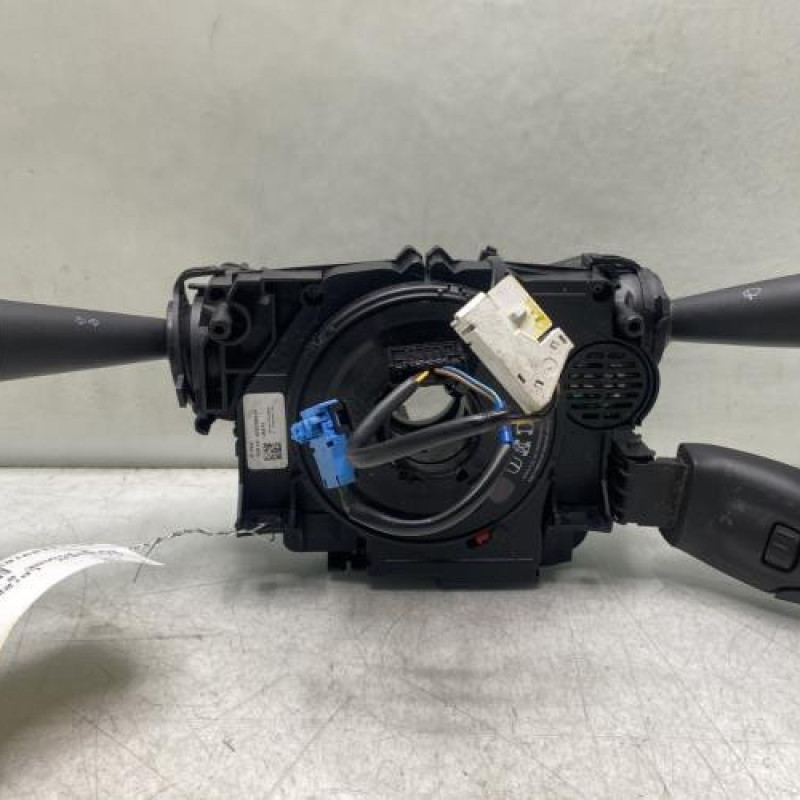 Com (Bloc Contacteur Tournant+Commodo Essuie Glace+Commodo Phare) CITROEN C3 2 Photo n°1