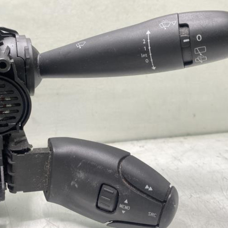 Com (Bloc Contacteur Tournant+Commodo Essuie Glace+Commodo Phare) CITROEN C3 2 Photo n°2