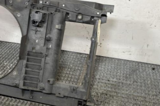 Face avant PEUGEOT 5008 1