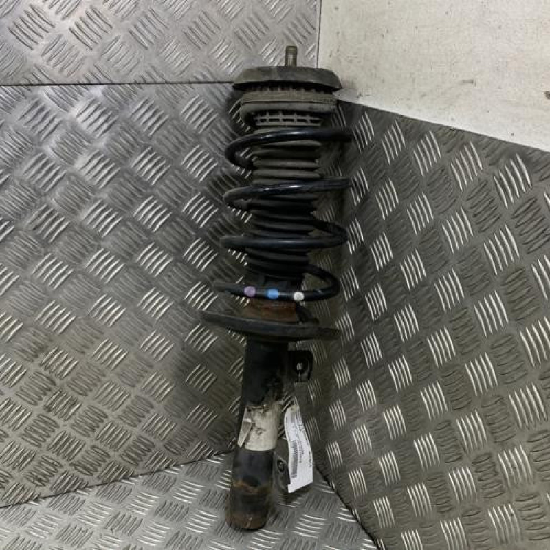 Amortisseur avant gauche PEUGEOT 2008 1 Photo n°1