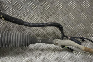 Cremaillere assistee PEUGEOT 2008 1