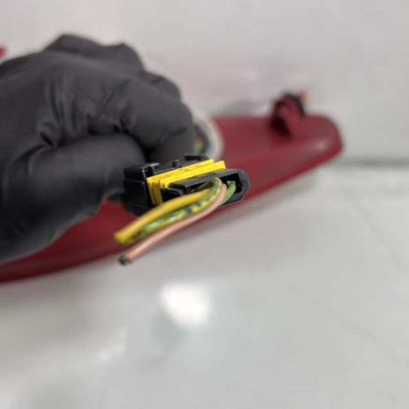 Feu arriere principal gauche (feux) PEUGEOT 607 Photo n°4