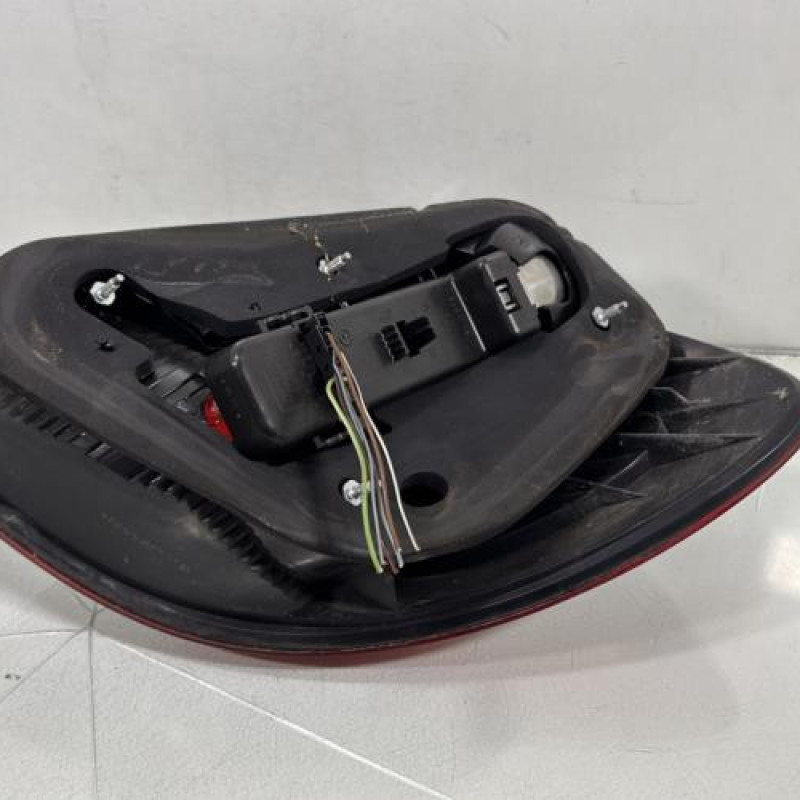 Feu arriere principal gauche (feux) MERCEDES CLASSE C 203 COUPE SPORT Photo n°2