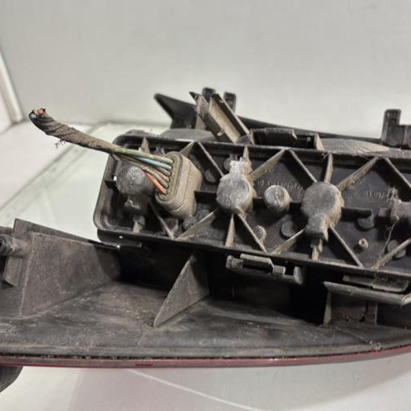 Feu arriere principal gauche (feux) MERCEDES CLASSE M 163 Photo n°5