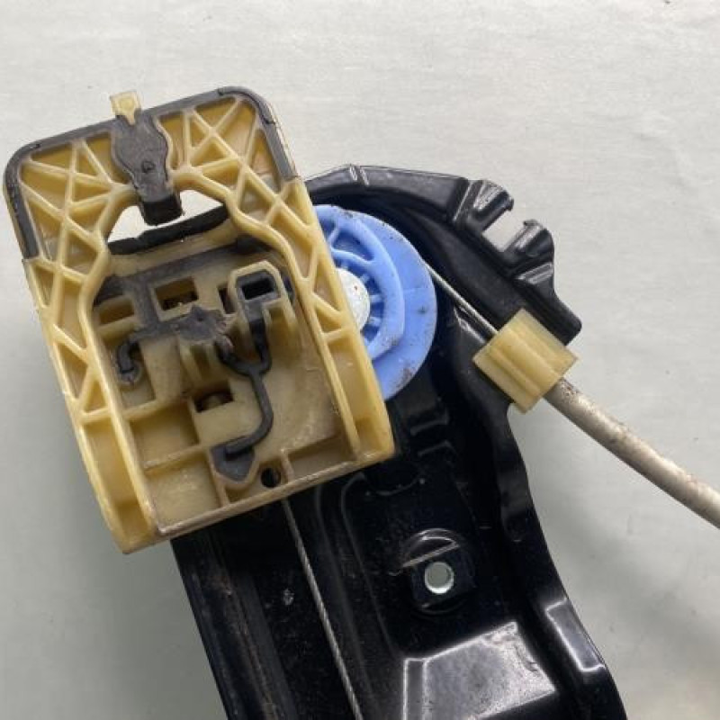 Leve vitre electrique avant droit OPEL ASTRA J Photo n°4