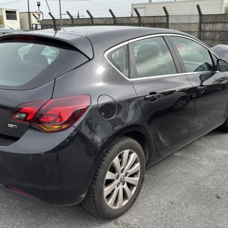 Leve vitre electrique avant droit OPEL ASTRA J Photo n°10