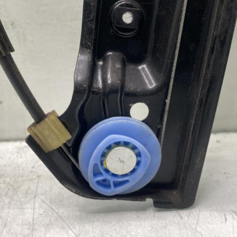 Leve vitre electrique avant gauche OPEL ASTRA J Photo n°2