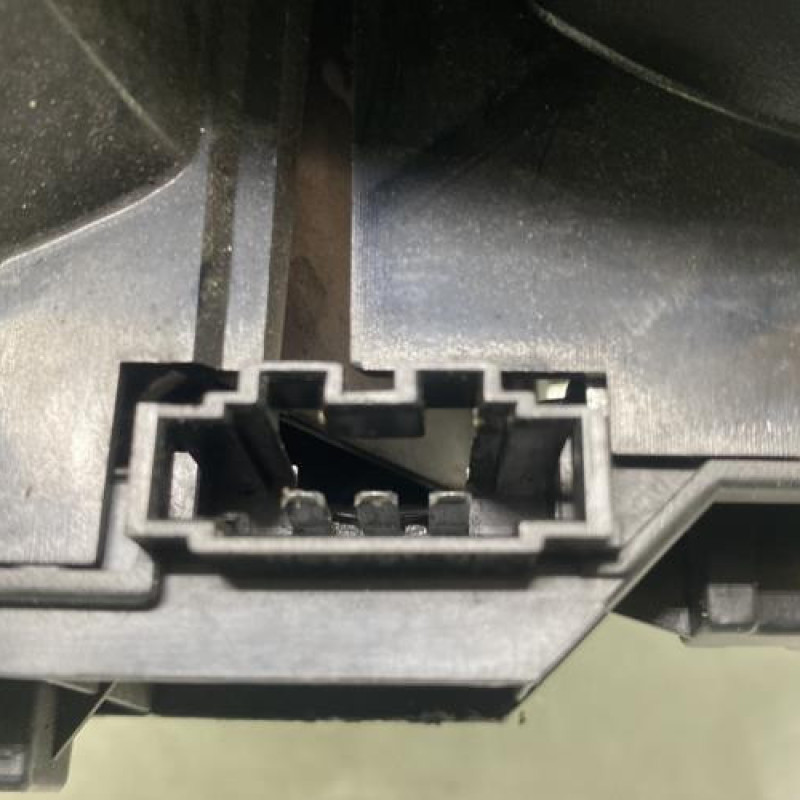 Feu arriere secondaire gauche (feux) VOLKSWAGEN VENTO Photo n°3