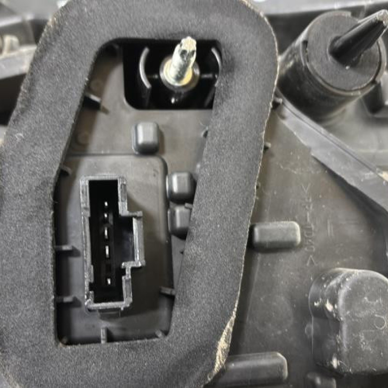 Feu arriere principal gauche (feux) DACIA SANDERO 2 Photo n°4