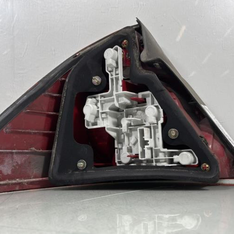 Feu arriere principal droit (feux) FORD MONDEO 2 Photo n°3