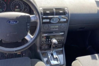 Feu arriere principal droit (feux) FORD MONDEO 2