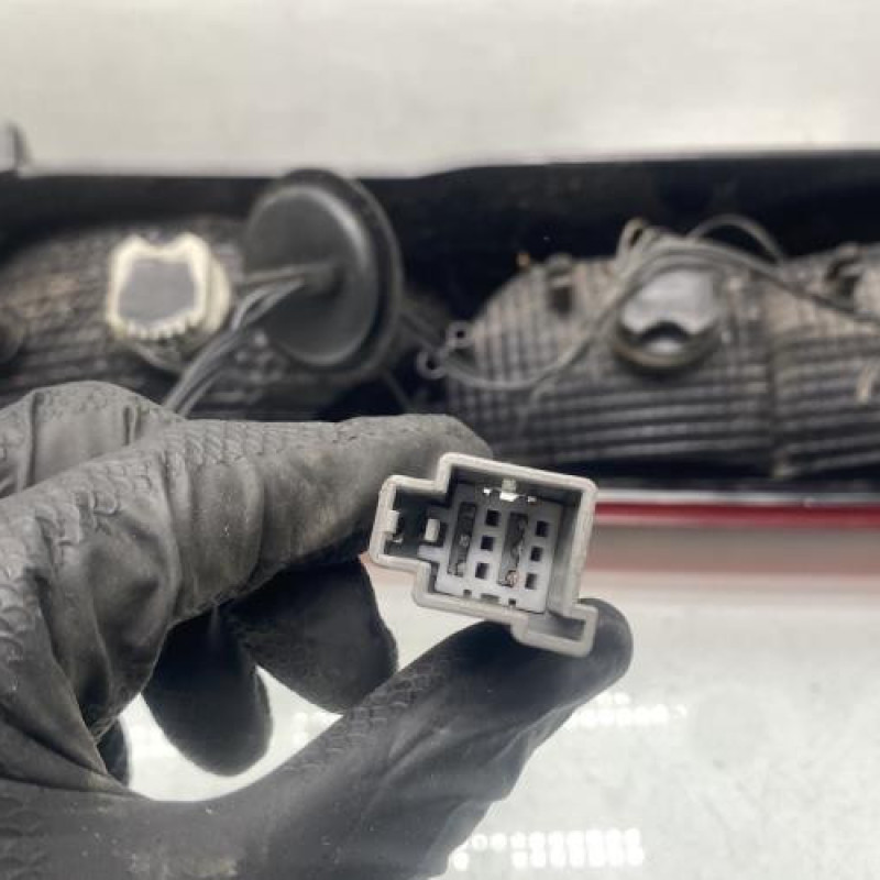 Feu arriere principal droit (feux) FORD TOURNEO CONNECT 2 Photo n°3