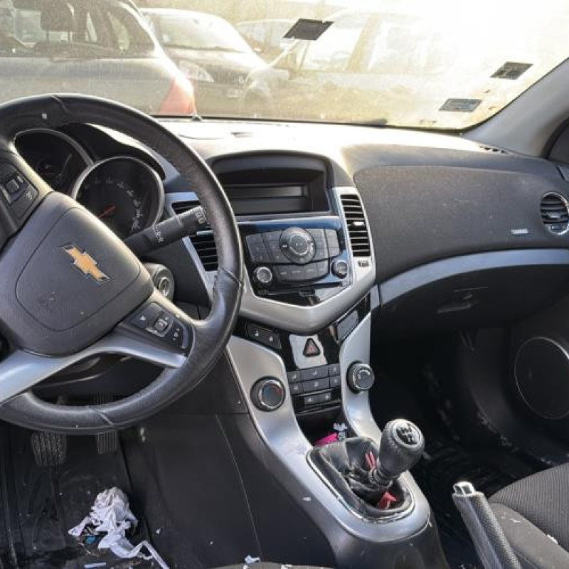 Feu de recul droit CHEVROLET CRUZE Photo n°16