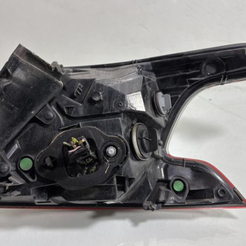 Feu arriere principal gauche (feux) PEUGEOT 308 2 Photo n°3