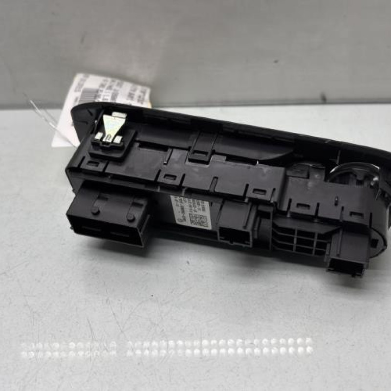 Interrupteur de leve vitre avant gauche PEUGEOT 308 2 Photo n°2