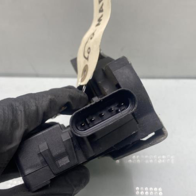 Serrure arriere gauche MERCEDES CLASSE M 163 Photo n°3