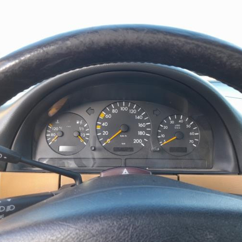 Serrure avant droit MERCEDES CLASSE M 163 Photo n°14