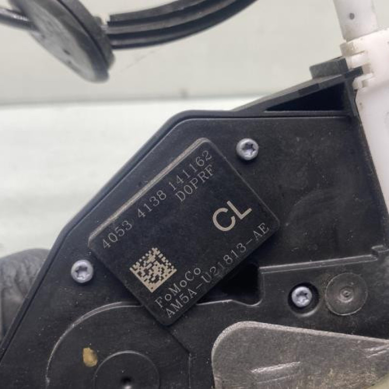 Serrure avant gauche FORD TOURNEO CONNECT 2 Photo n°6