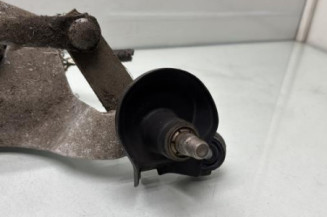 Moteur essuie glace avant TOYOTA YARIS 2