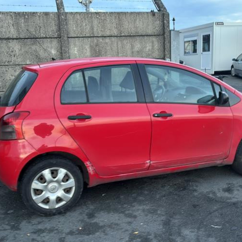 Moteur essuie glace avant TOYOTA YARIS 2 Photo n°13