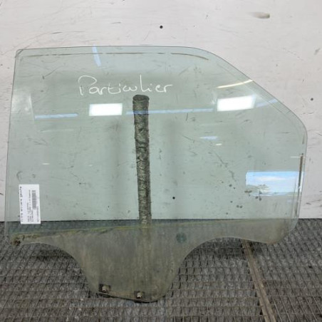 Vitre arriere gauche DACIA LOGAN 1 Photo n°1