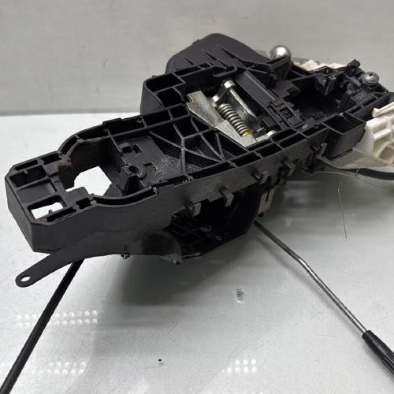 Serrure arriere droit MERCEDES CLASSE A 169 Photo n°2