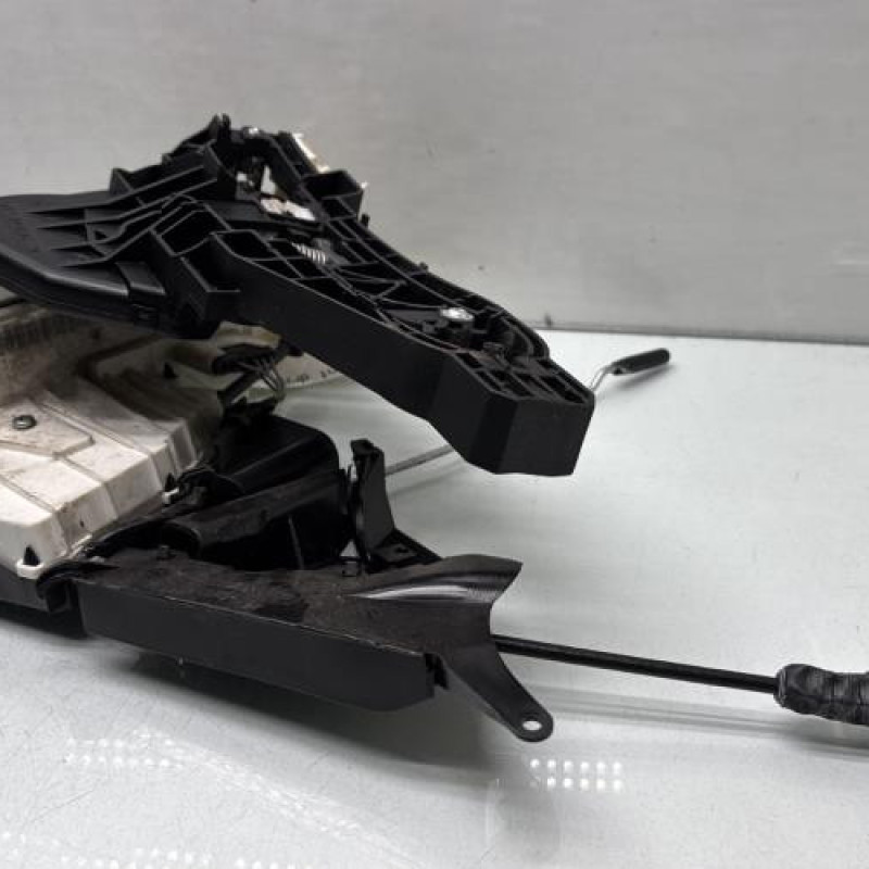 Serrure avant droit MERCEDES CLASSE A 169 Photo n°2