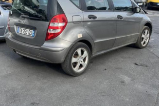 Serrure avant droit MERCEDES CLASSE A 169