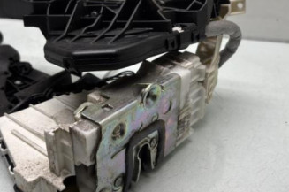 Serrure avant gauche MERCEDES CLASSE A 169 Photo n°1