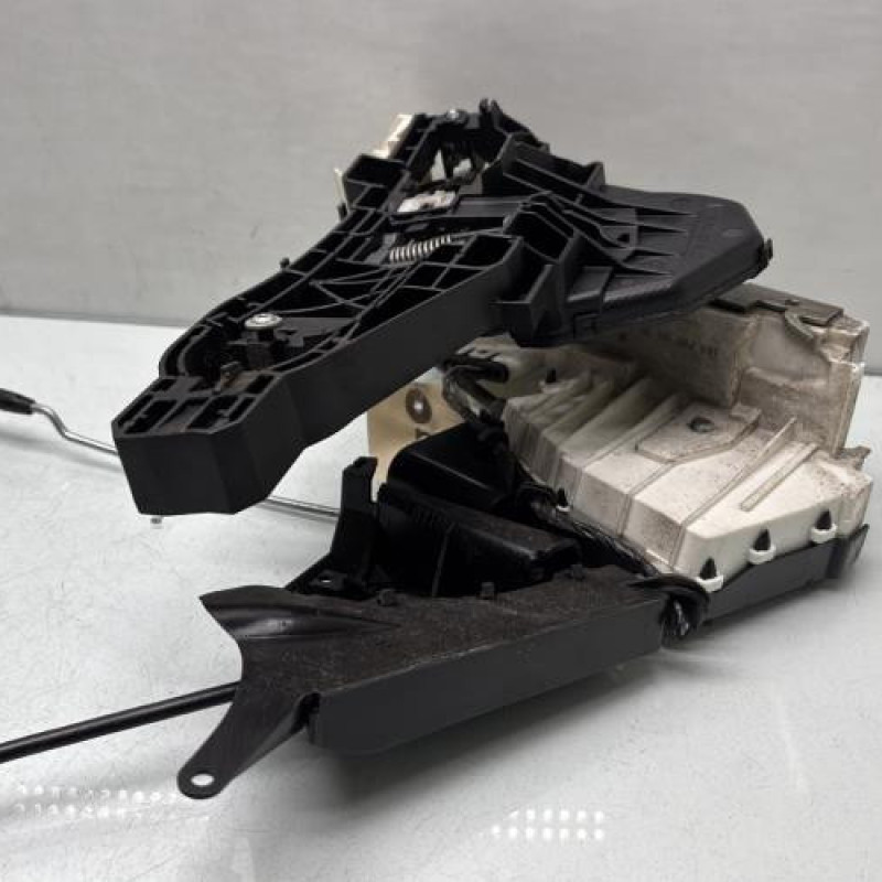 Serrure avant gauche MERCEDES CLASSE A 169 Photo n°2