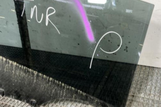 Vitre arriere droit PEUGEOT 5008 2
