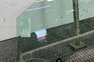 Vitre avant gauche PEUGEOT 5008 2