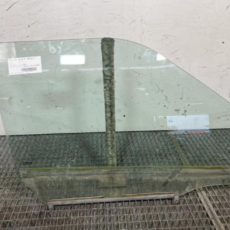 Vitre avant droit SUZUKI SWIFT 3 Photo n°1