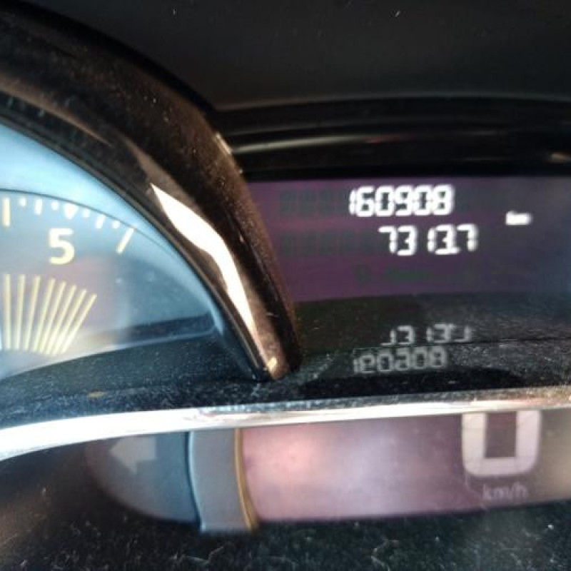 Moto ventilateur radiateur RENAULT CLIO 4 Photo n°10