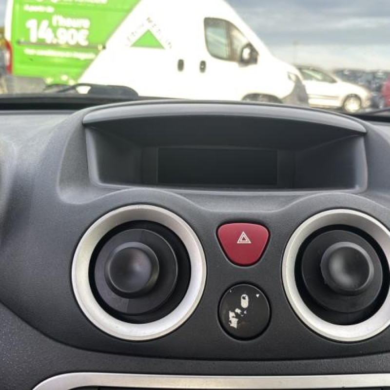 Custode arriere gauche CITROEN C2 Photo n°19