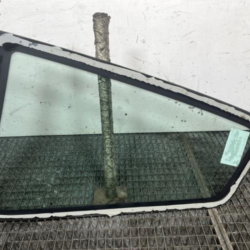 Custode arriere droit CITROEN C2 Photo n°4